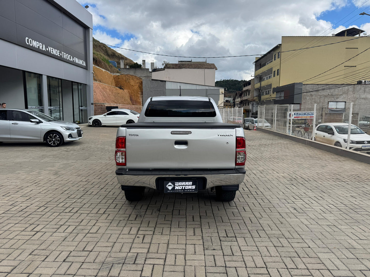 TOYOTA HILUX SR 3.0 TURBO DIESEL 4X4