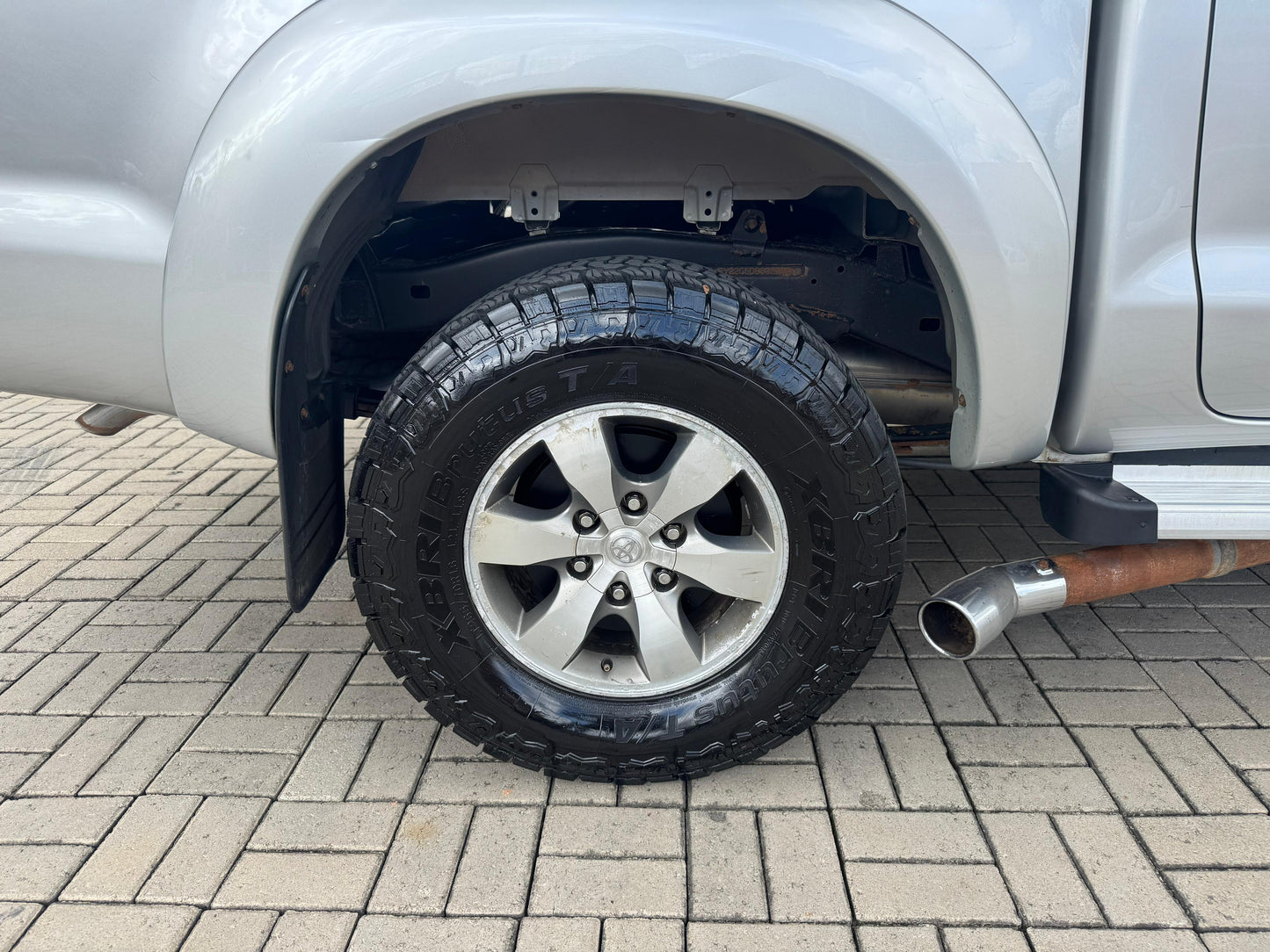 TOYOTA HILUX SR 3.0 TURBO DIESEL 4X4