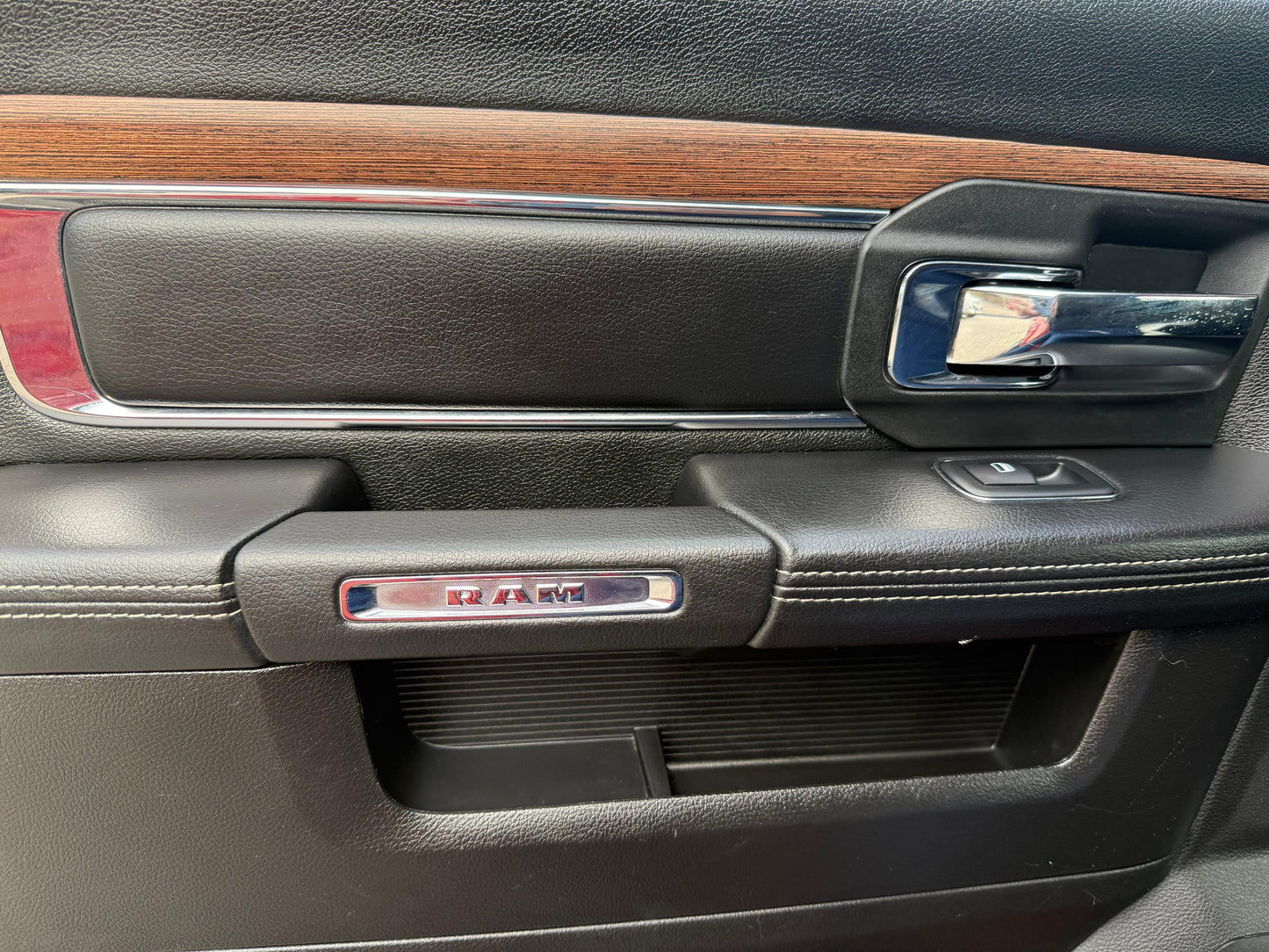 RAM LARAMIE MOD 2018 2.500 6.7 TDI 4X4 DIESEL