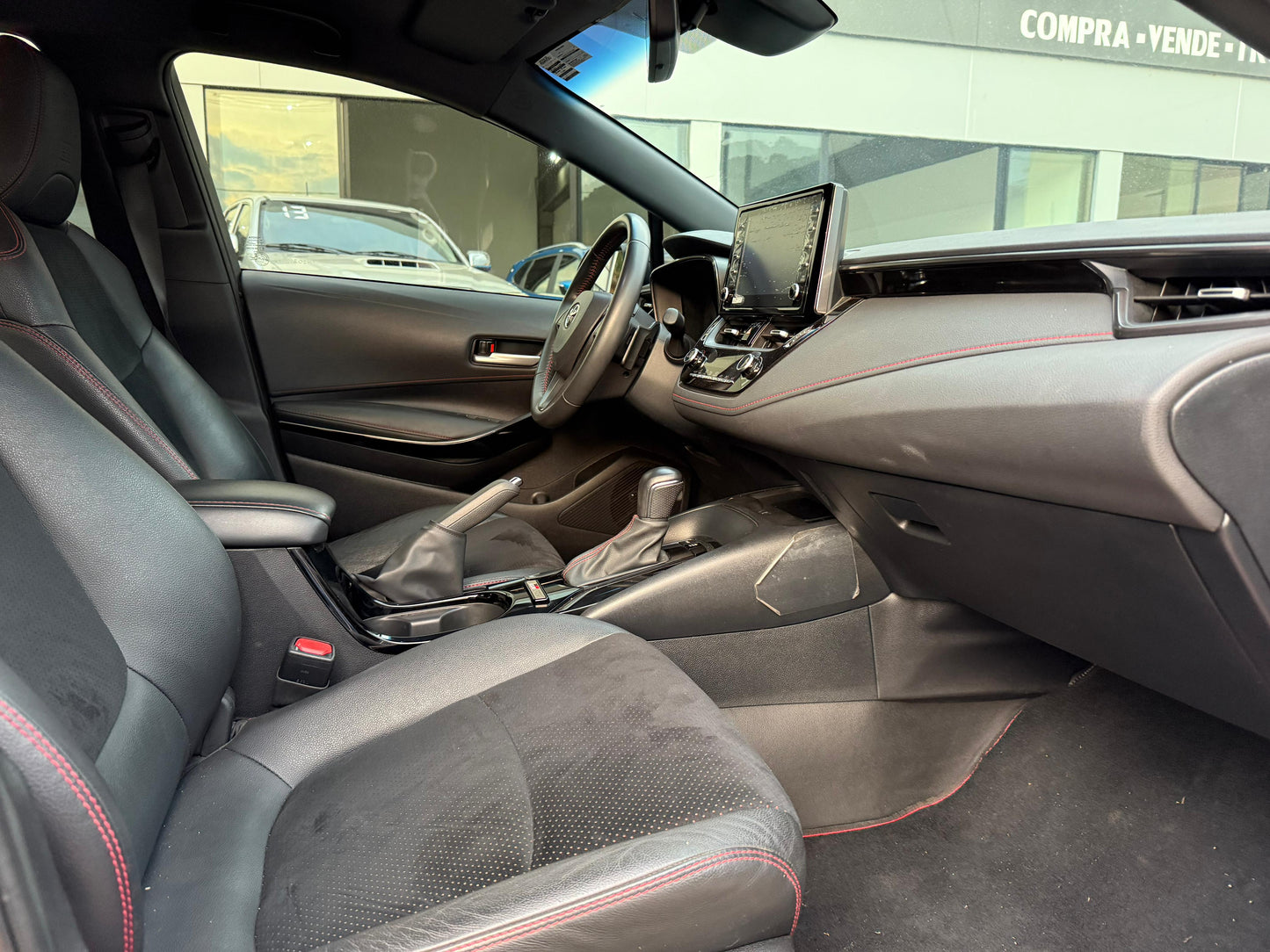 TOYOTA COROLLA GRS SPORT 2.0 AUT APENAS 25 MIL KM RODADOS