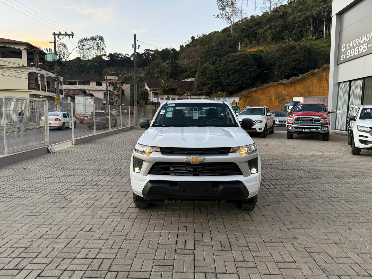 CHEVROLET S10 CS 2.8 TURBO DIESEL 4X4 COM CARROCERIA DE MADEIRA