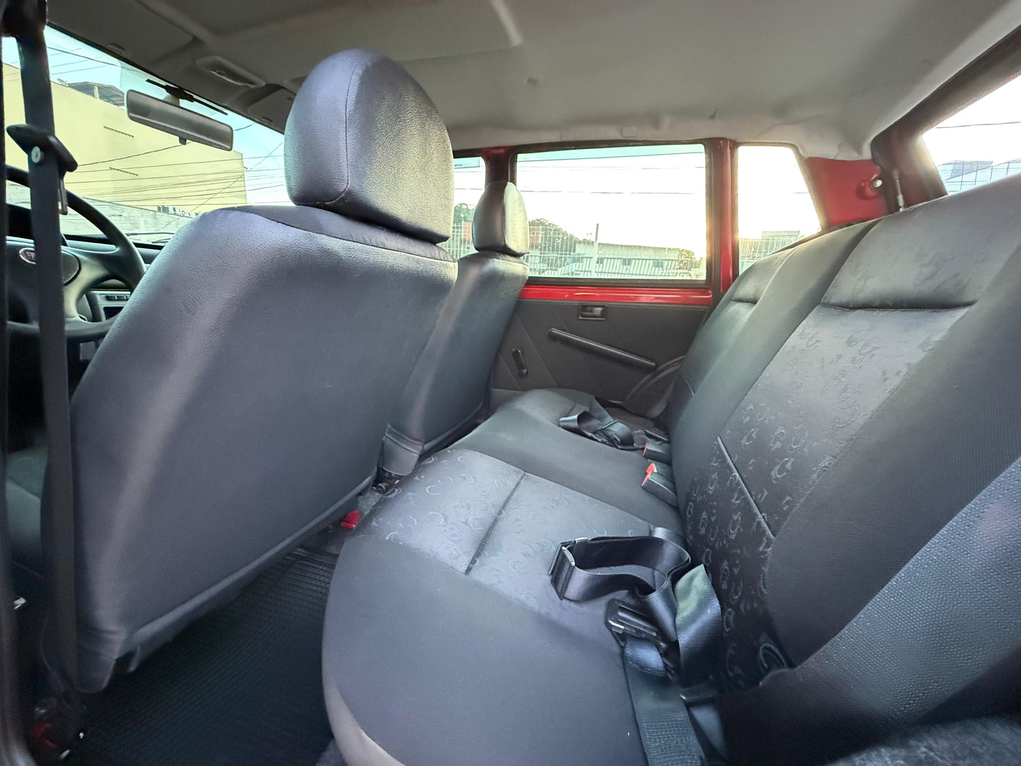 Fiat Uno Mille Fire 1.0 Flex mod 2012 Com ar condicionado