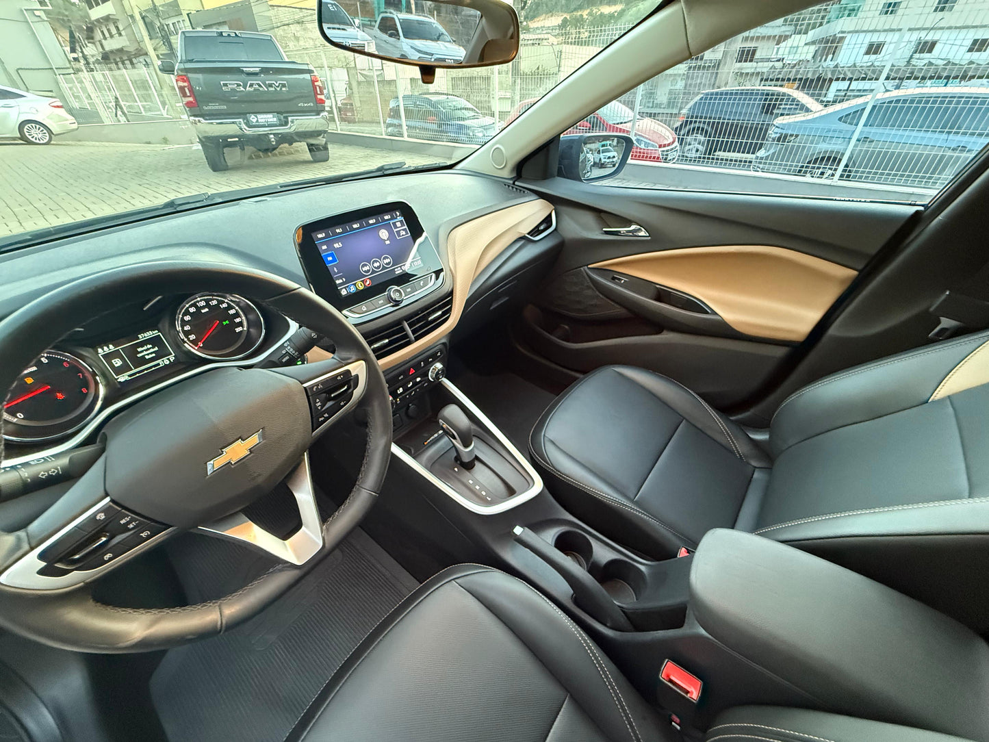 Chevrolet Onix Sedan .1.0 Turbo Premier 2