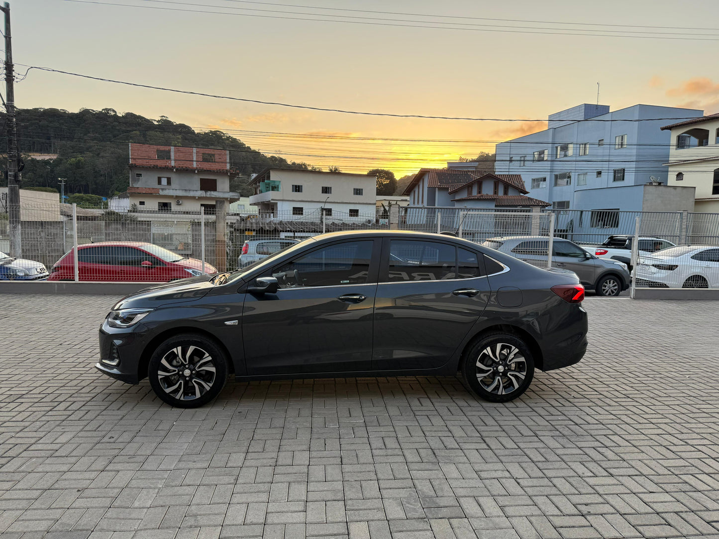 Chevrolet Onix Sedan .1.0 Turbo Premier 2