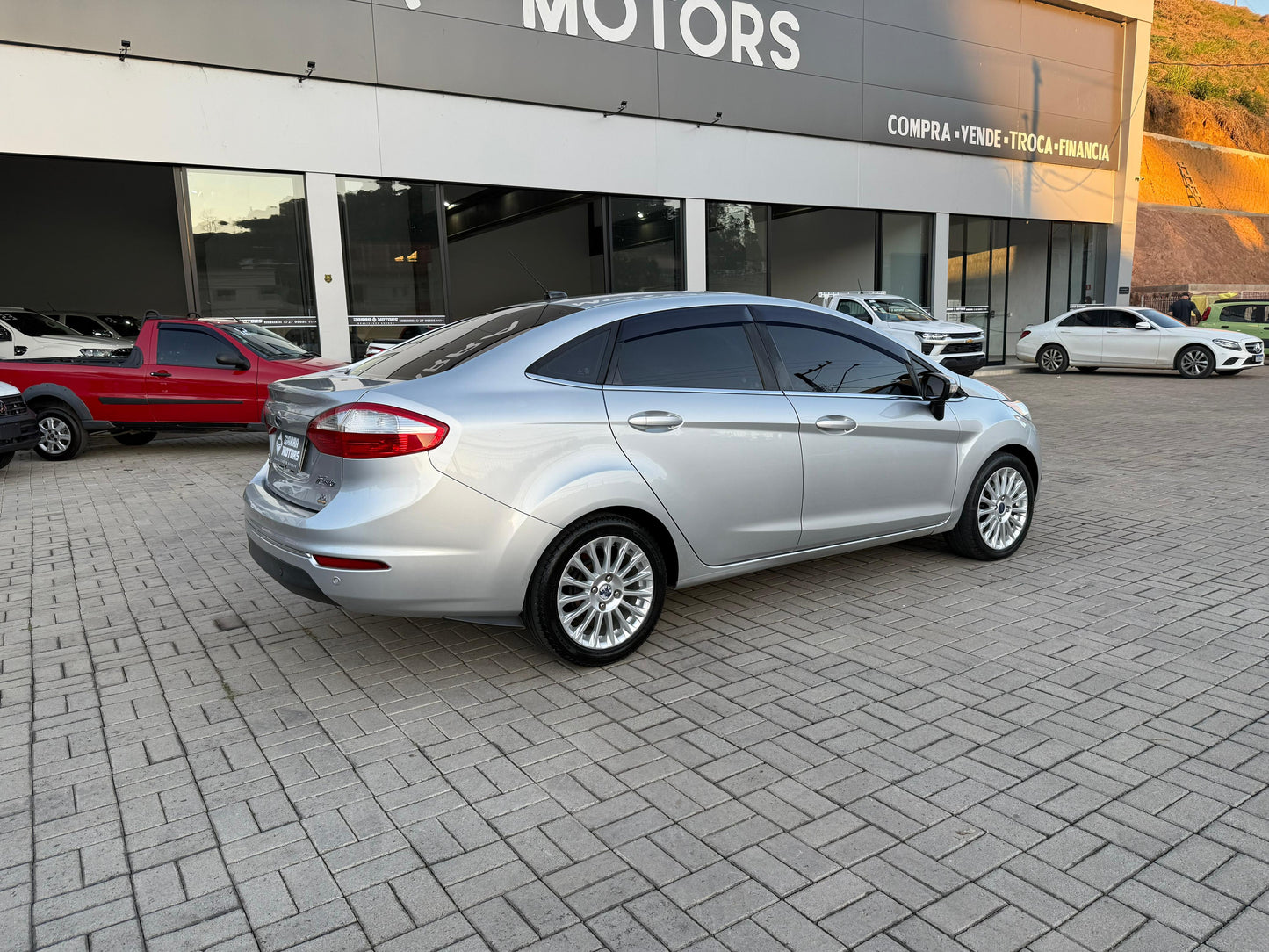 FORD NEW FIESTA SEDAN 1.6 TITANIUM TOPO DE LINHA