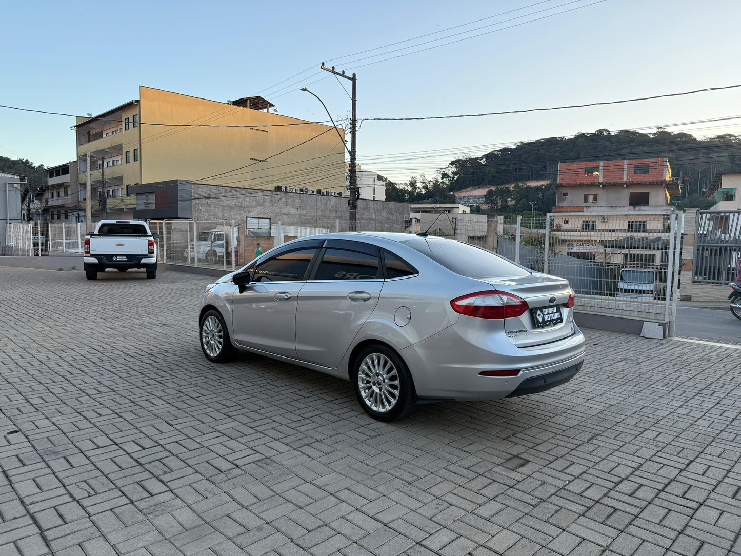 FORD NEW FIESTA SEDAN 1.6 TITANIUM TOPO DE LINHA