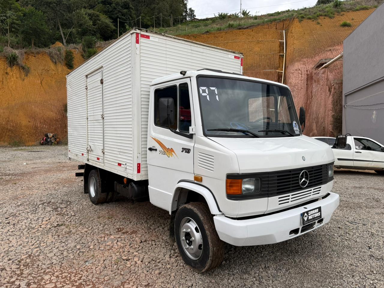 MERCEDES BENZ 710 PLUS 1997