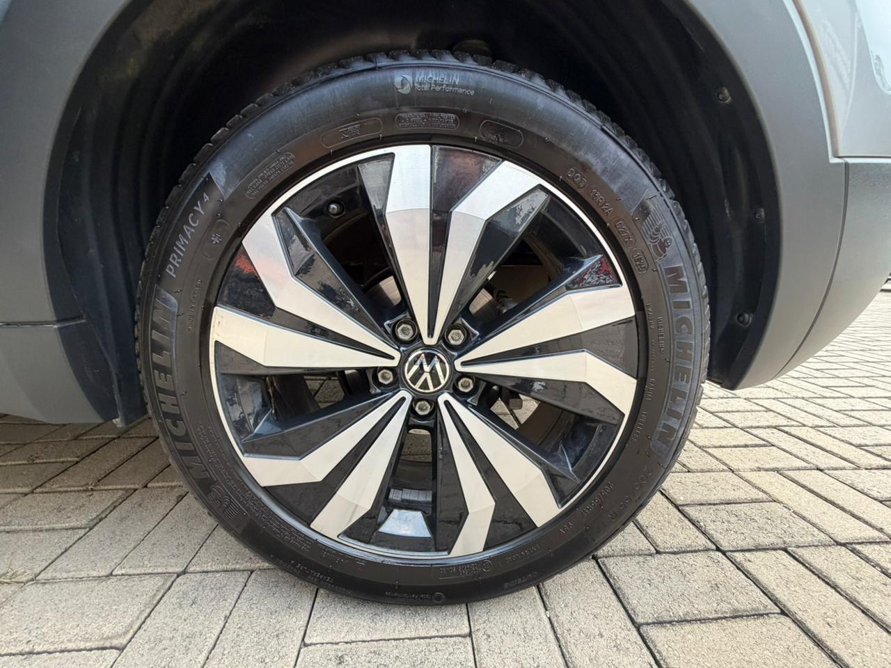 VOLKSWAGEN T-CROSS 1.0 TSI FLEX 2025