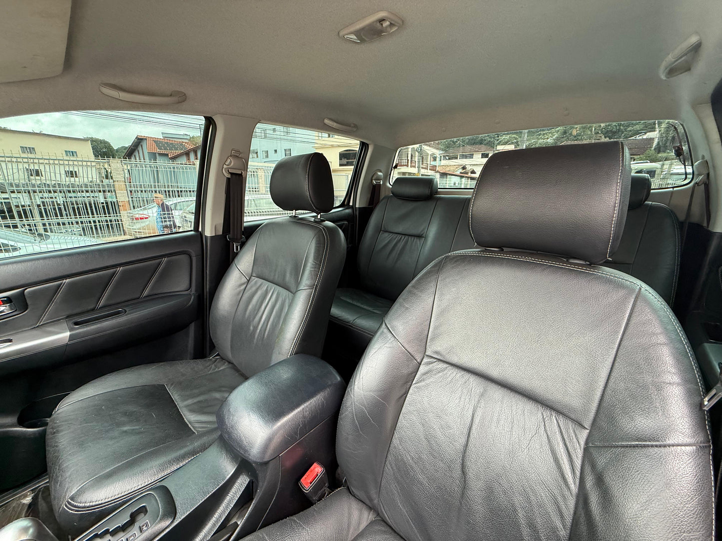 TOYOTA HILUX SRV 3.0 TURBO DIESEL 4X4