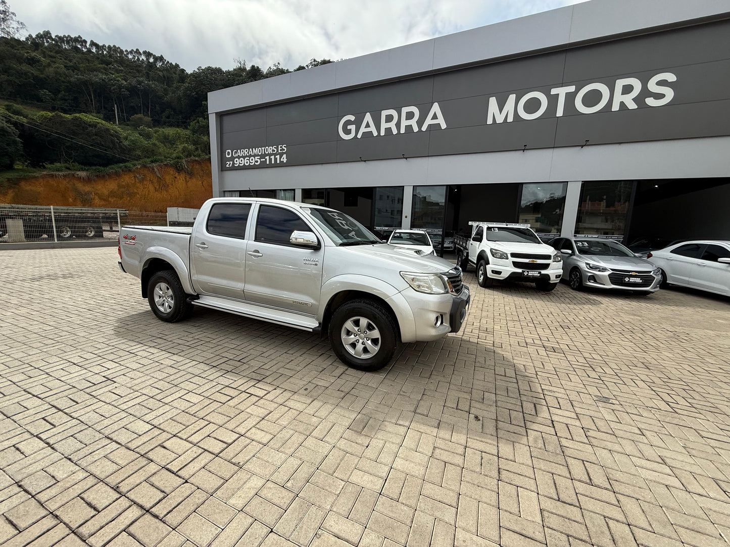 TOYOTA HILUX SRV 3.0 TURBO DIESEL 4X4