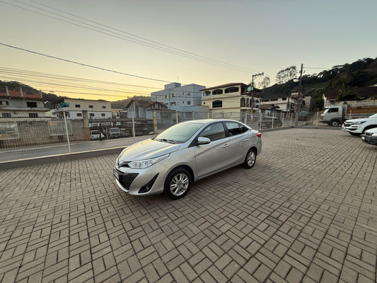 TOYOTA YARIS SEDAN AUT XL 1.5  TODAS REVISÕES NA AUTORIZADA