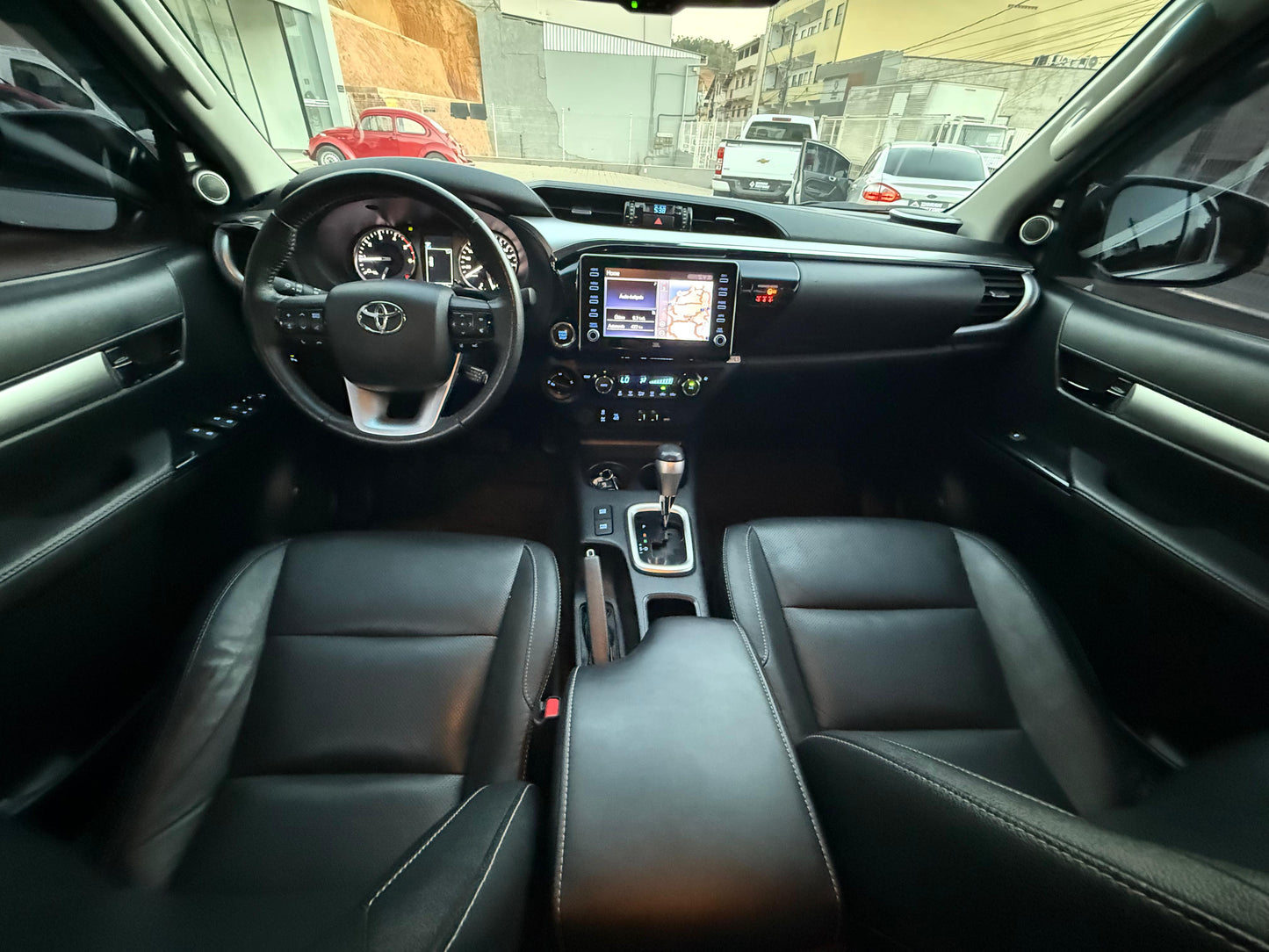 TOYOTA HILUX SRX 2.8 TURBO DIESEL( A TOPO DE LINHA)