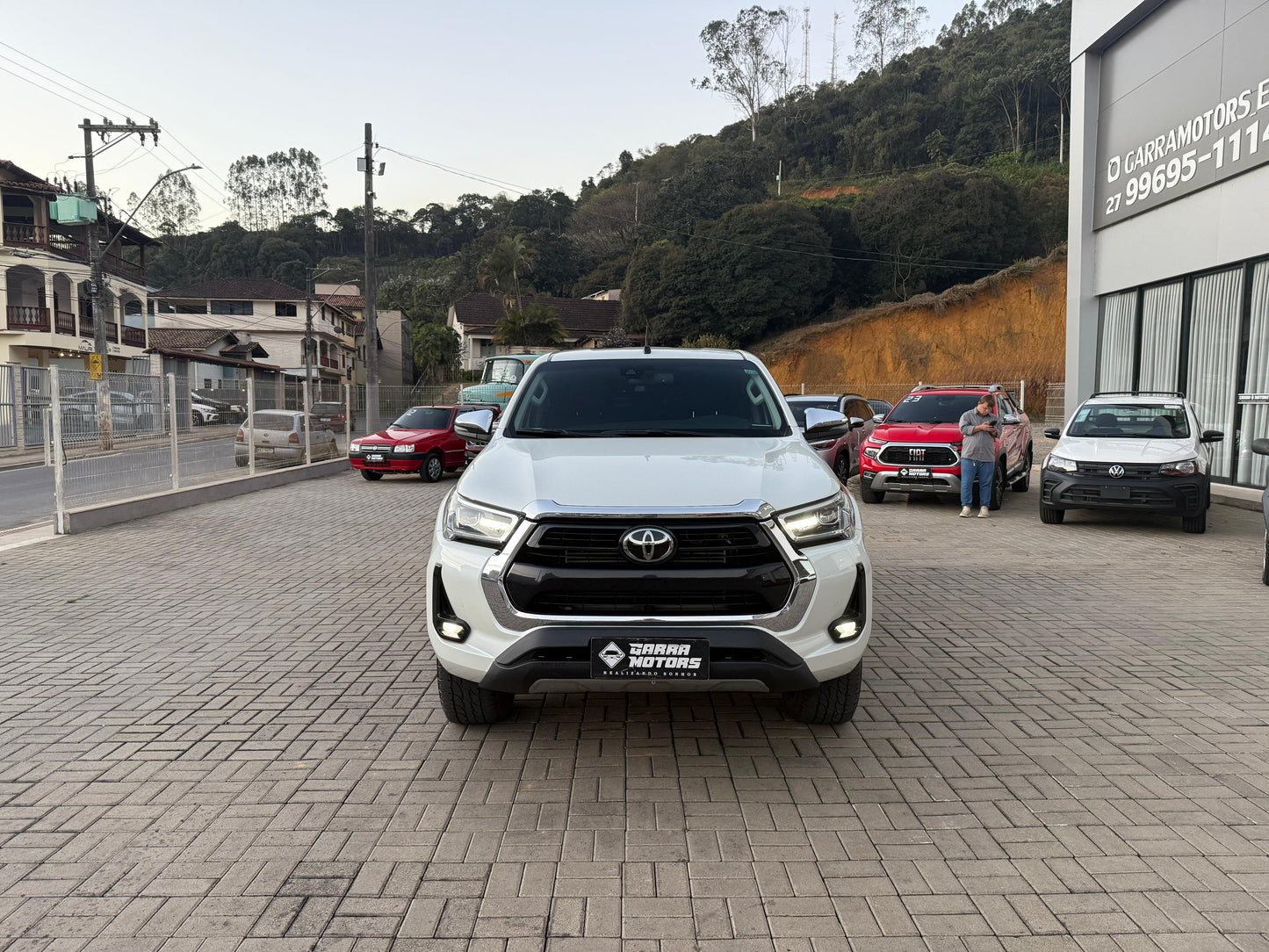 TOYOTA HILUX SRX 2.8 TURBO DIESEL( A TOPO DE LINHA)
