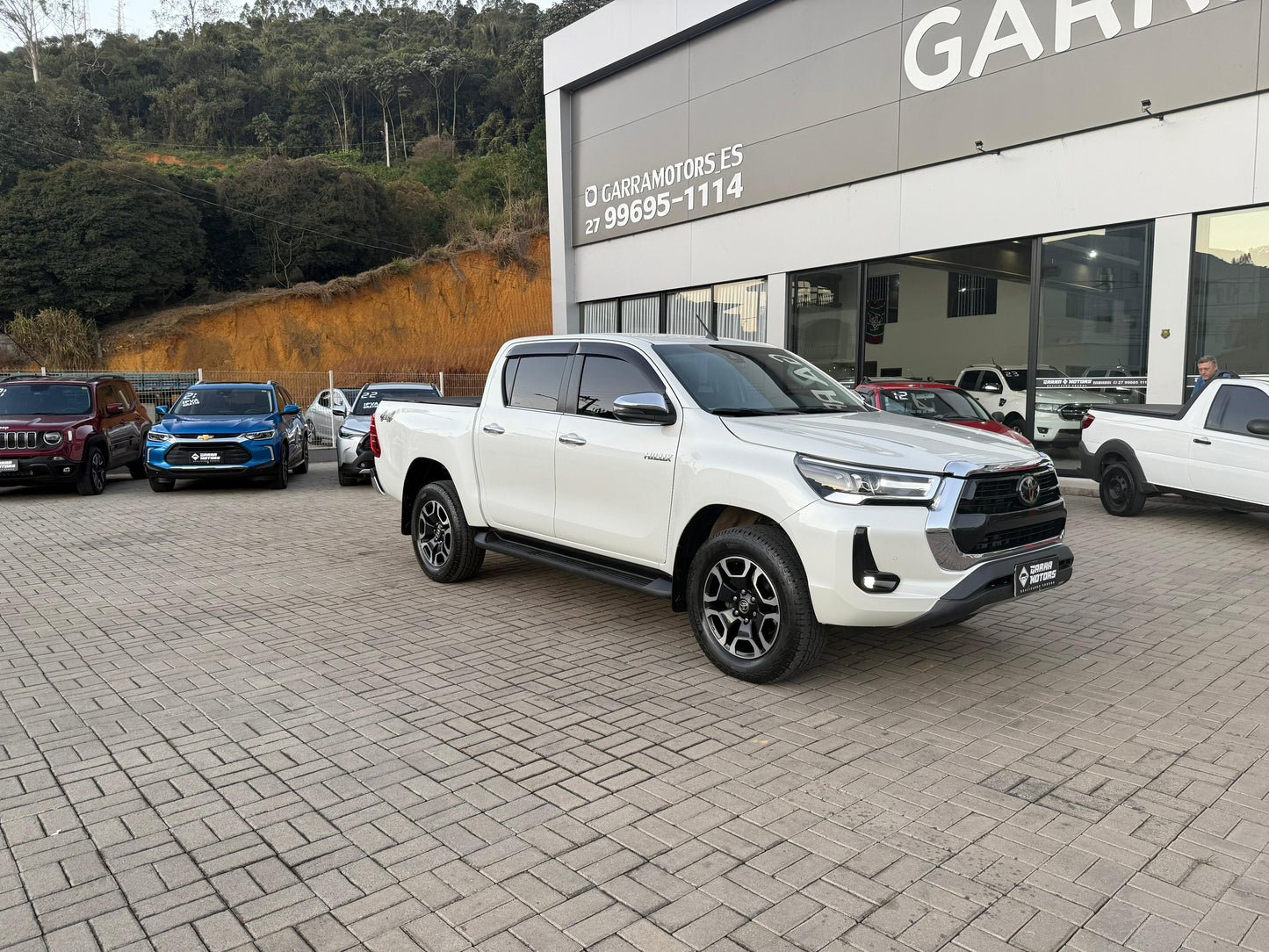 TOYOTA HILUX SRX 2.8 TURBO DIESEL( A TOPO DE LINHA)
