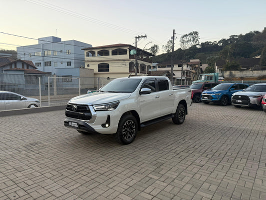TOYOTA HILUX SRX 2.8 TURBO DIESEL( A TOPO DE LINHA)