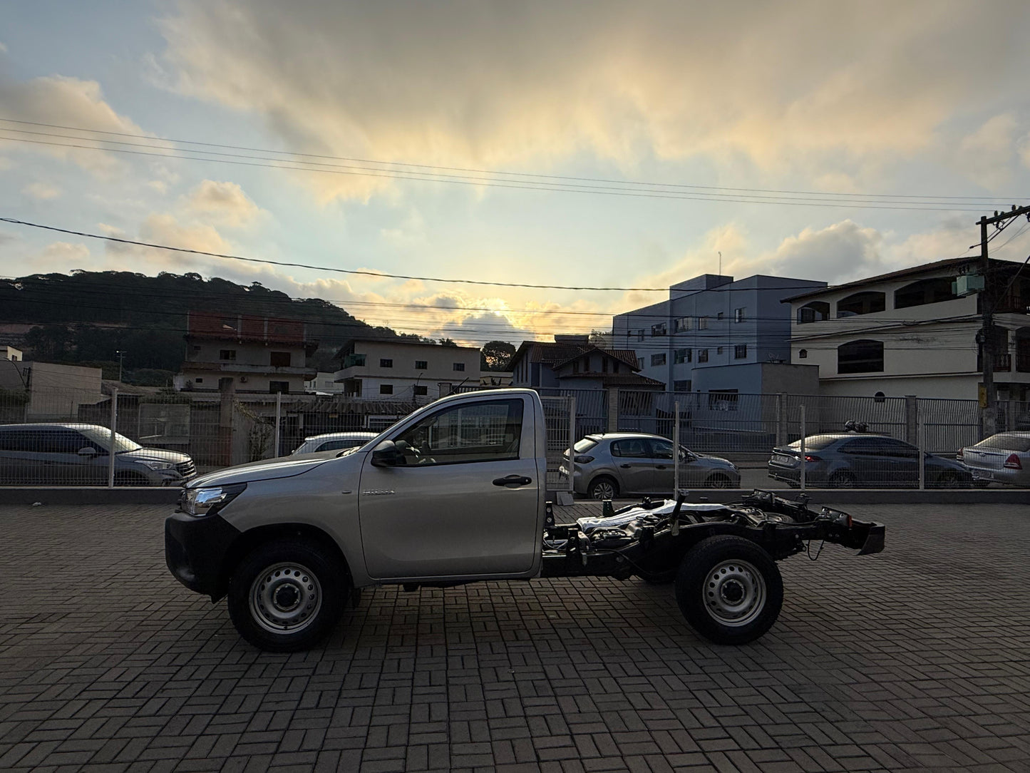 Hilux CS 2.8 Turbo Diesel 4x4 Manual Chassi