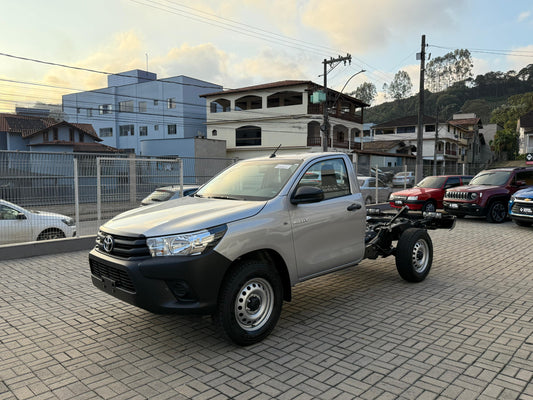 Hilux CS 2.8 Turbo Diesel 4x4 Manual Chassi