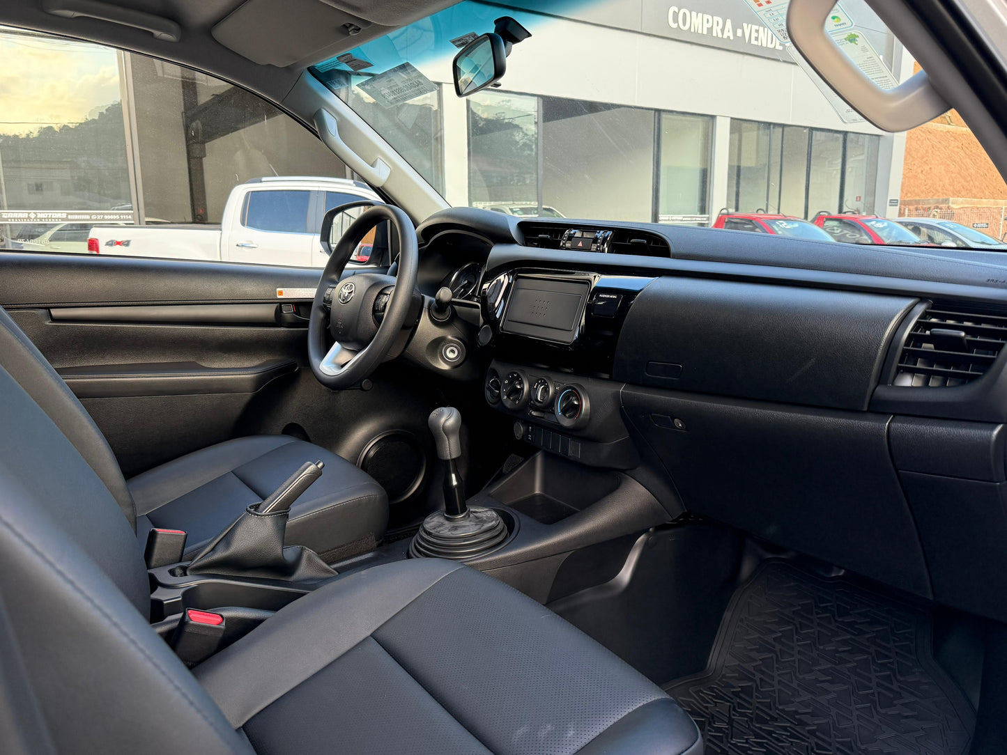 Hilux CS 2.8 Turbo Diesel 4x4 Manual Chassi