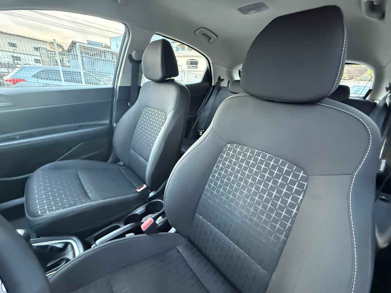HB 20 1.0 COMFORT ( Um dos hatch mais queridos do Brasil.)