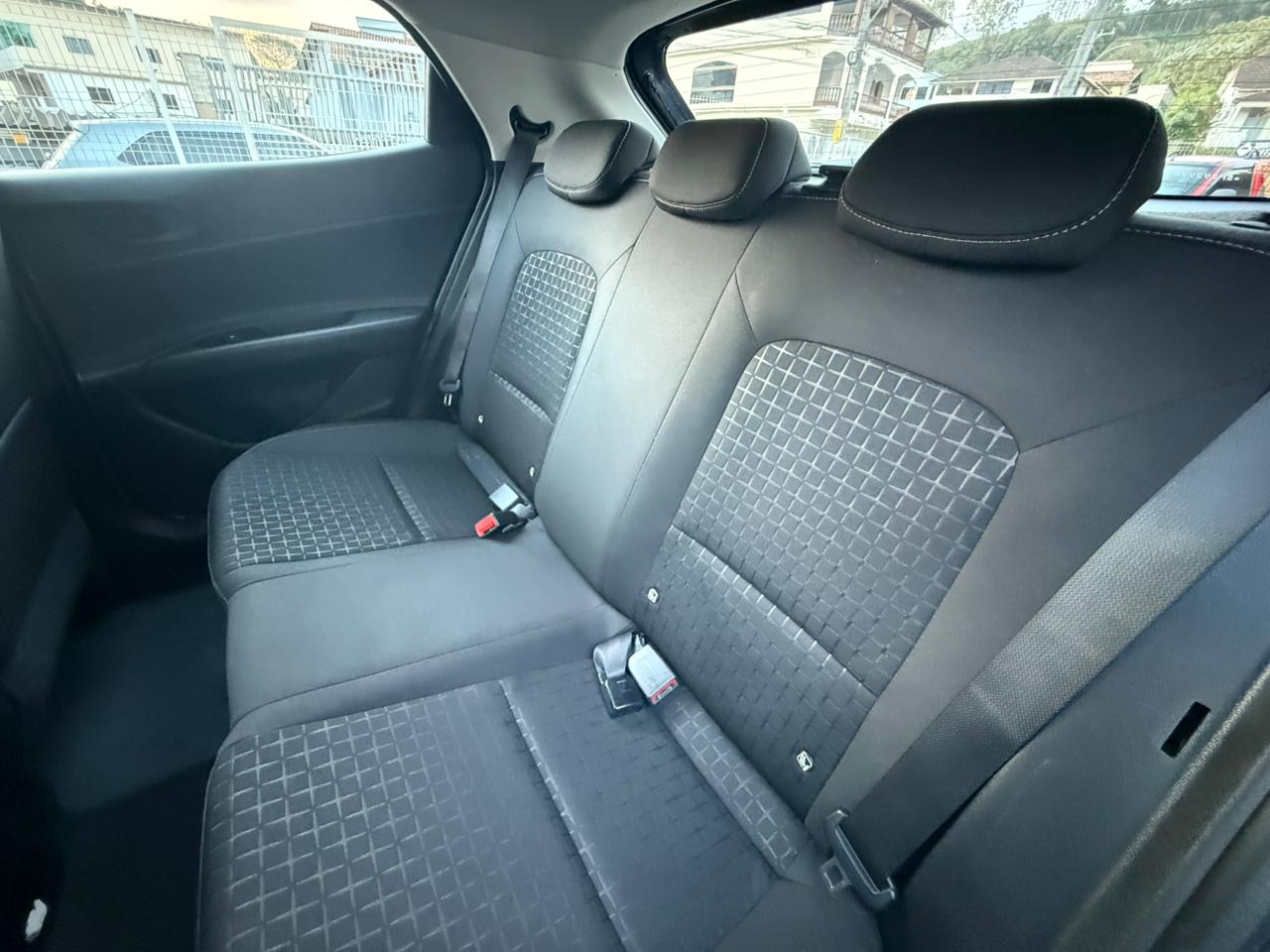 HB 20 1.0 COMFORT ( Um dos hatch mais queridos do Brasil.)