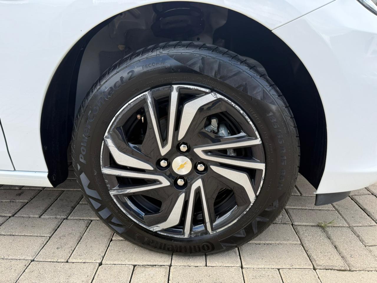 CHEVROLET ONIX SEDAN PLUS 1.0 TURBO LT1
