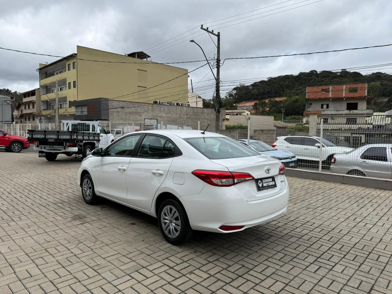 TOYOTA YARIS 1.5 XL SEDAN MOD 2025