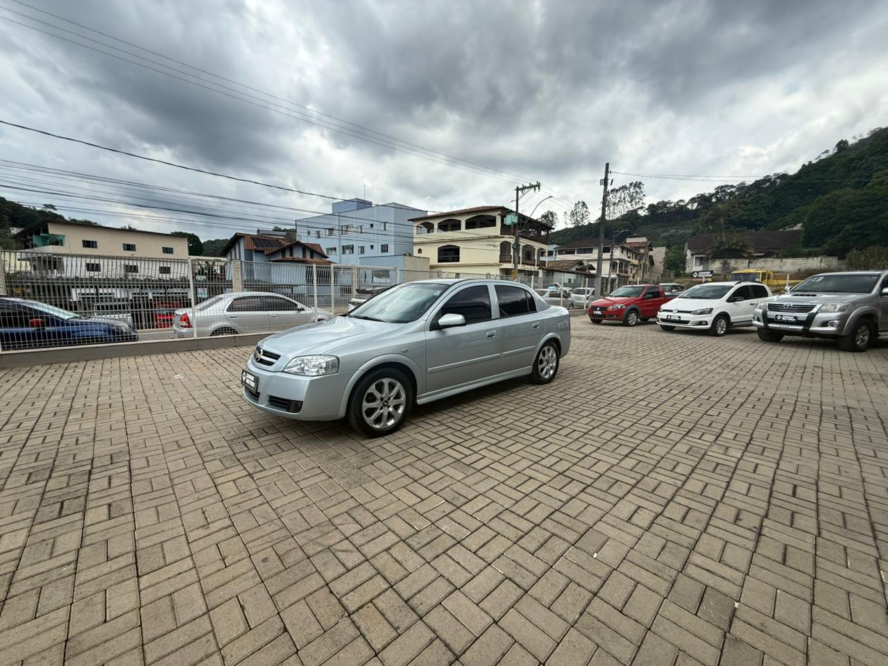 Chevrolet Astra Sedan 2.0 Completo 2011 – Excelente Estado!