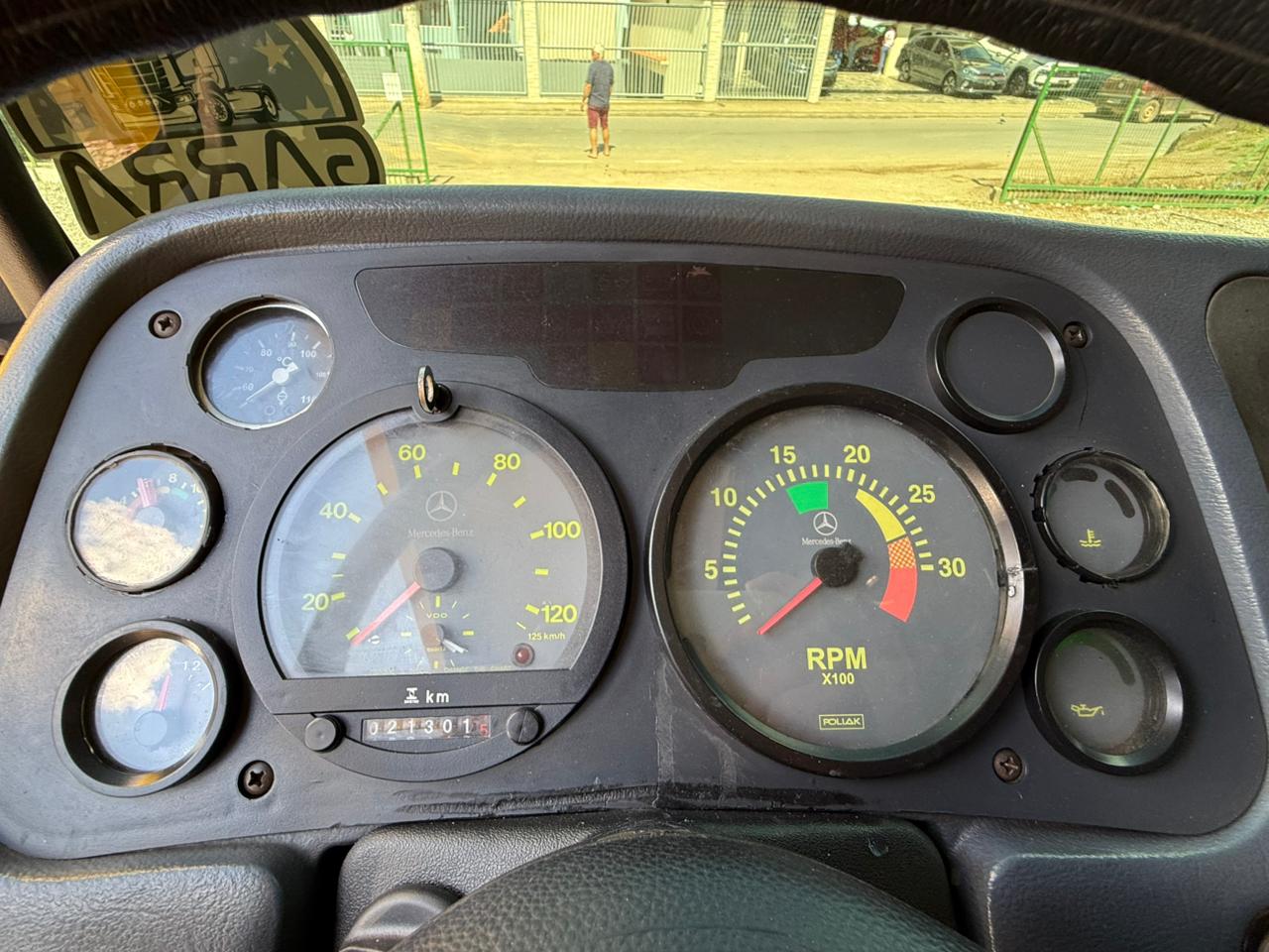 MERCEDES BENZ 1620 MOD 2009 CAMINHAO IMPECAVEL