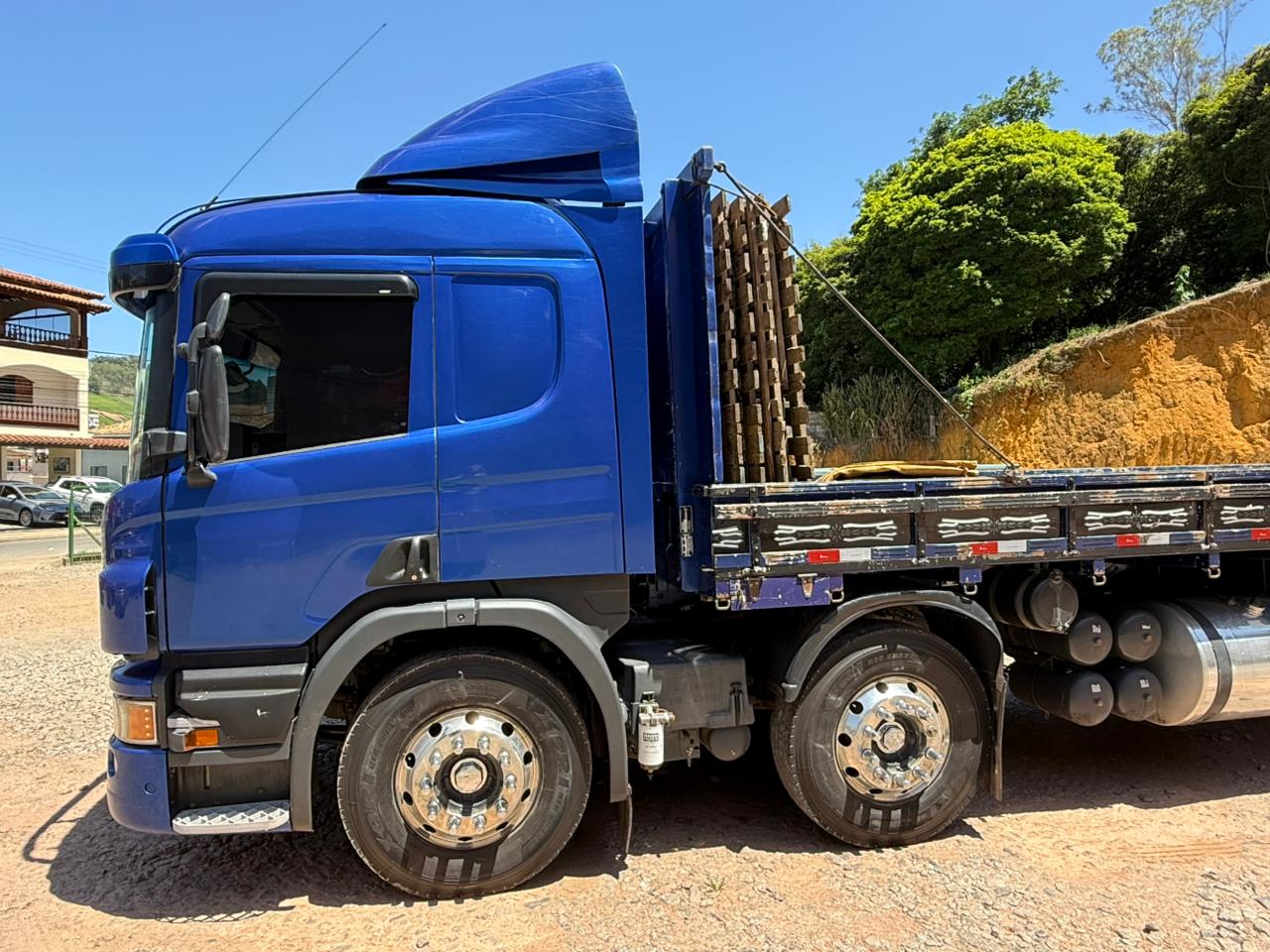 SCANIA P-310 8x2 RARIDADE