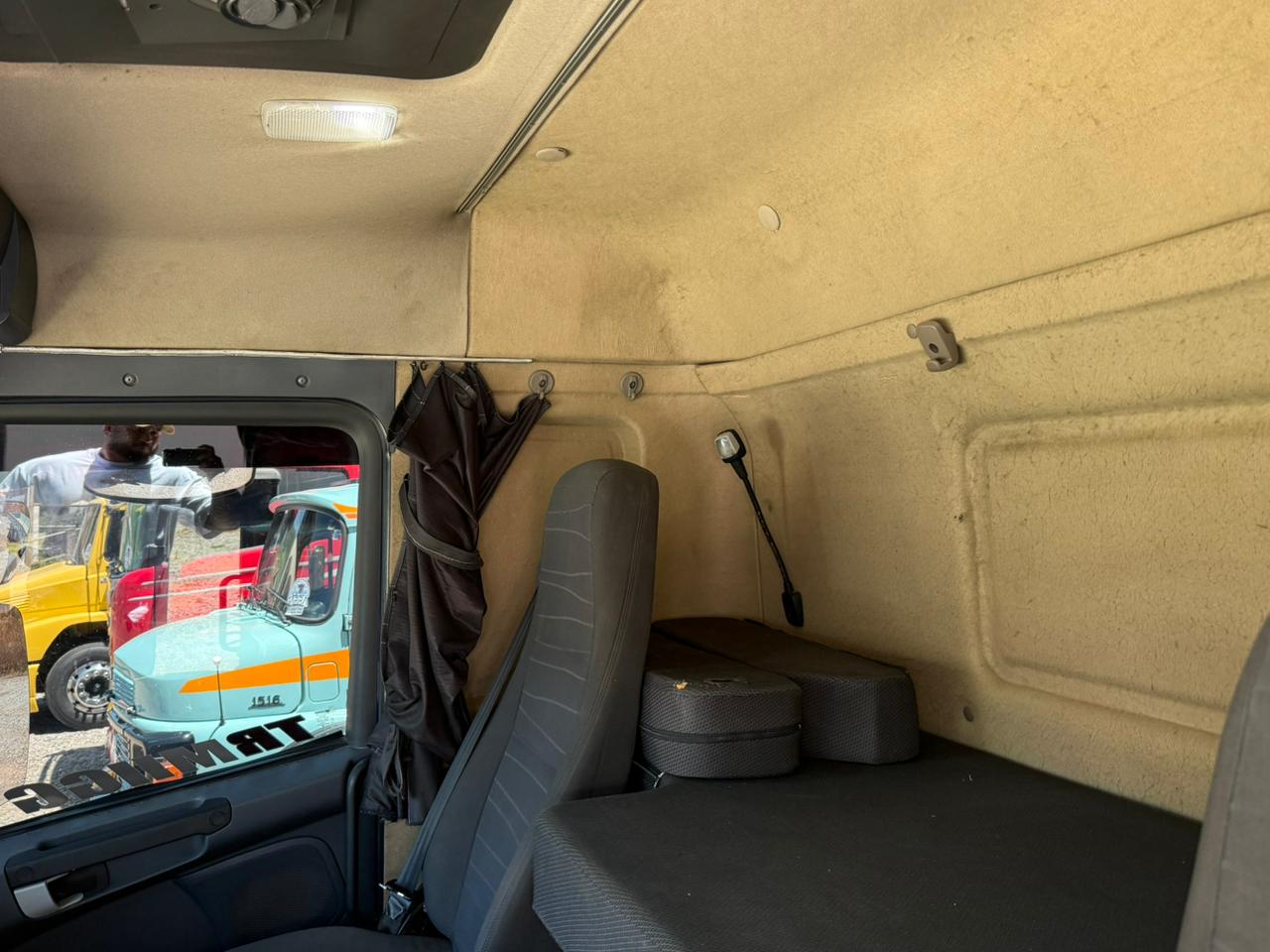 SCANIA P-310 8x2 RARIDADE