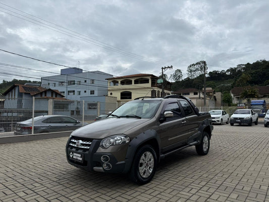 FIAT STRADA ADVENTURE 1.8 2010 – CABINE DUPLA