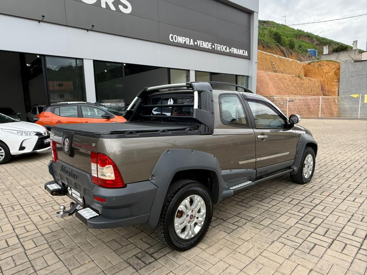 FIAT STRADA ADVENTURE 1.8 2010 – CABINE DUPLA