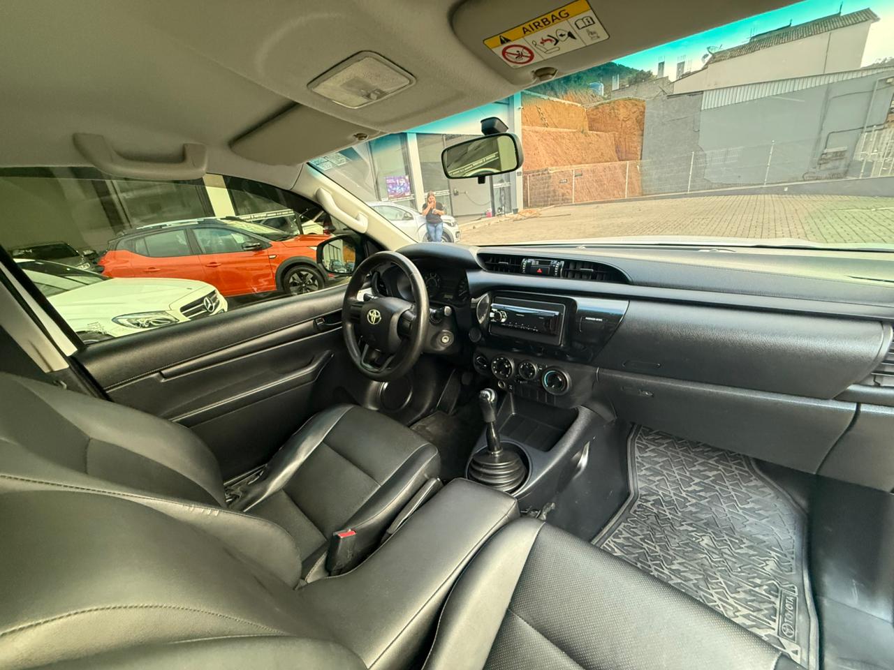 TOYOTA HILUX CS 4x4 2.8 TURBO DIESEL 2020 – CARROCERIA DE MADEIRA