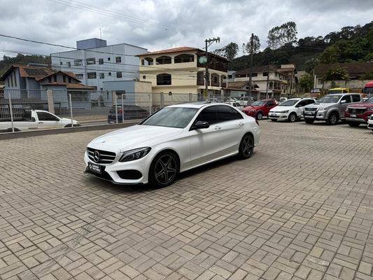 MERCEDES-BENZ C300 2.0 TURBO 9G-TRONIC