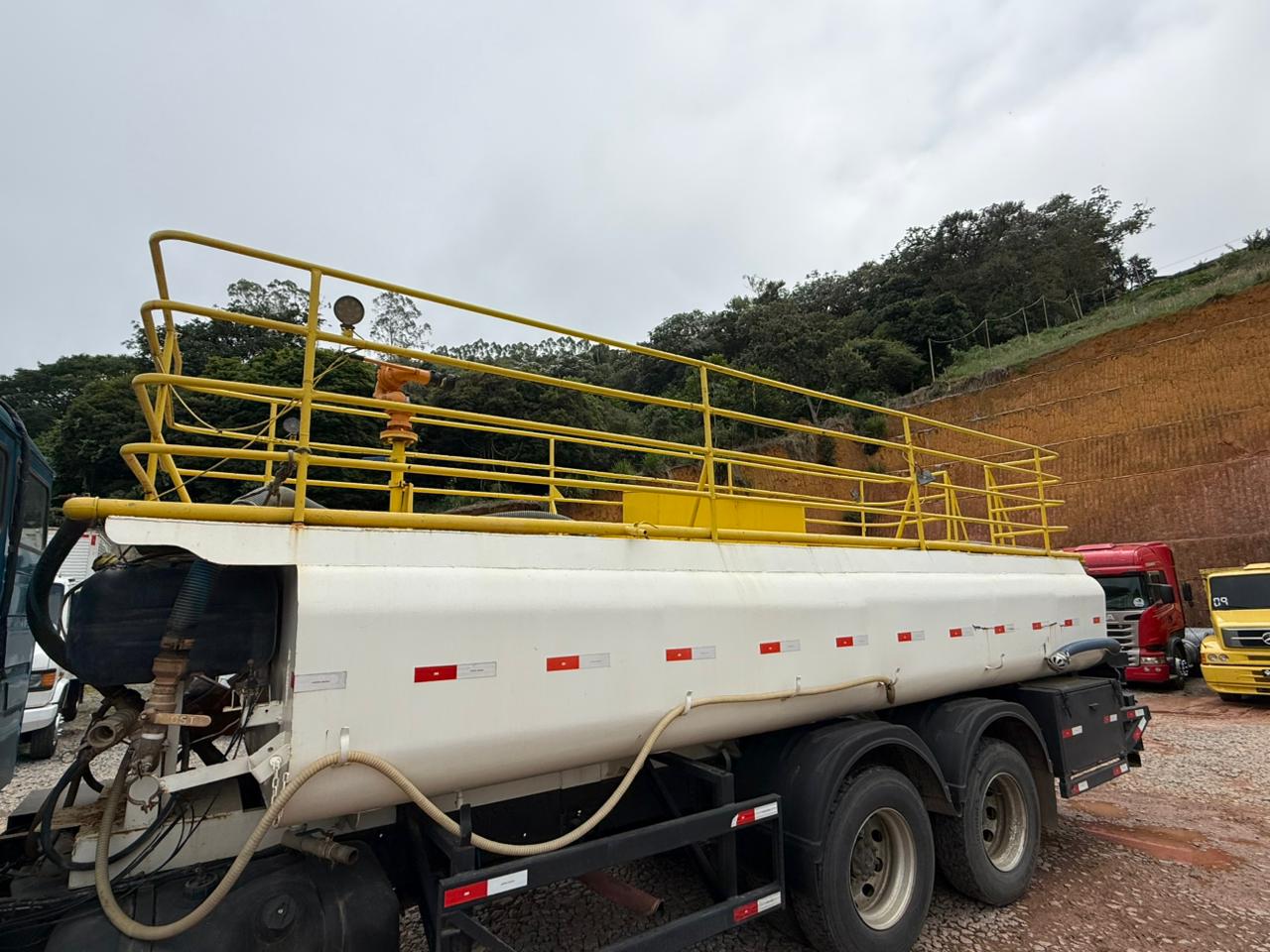 TANQUE PIPA PARA TRUCK 14 MIL LITROS