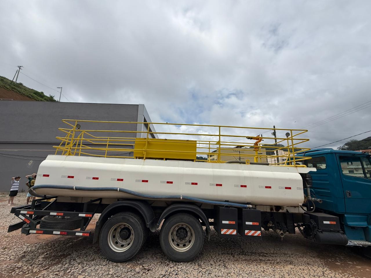 TANQUE PIPA PARA TRUCK 14 MIL LITROS