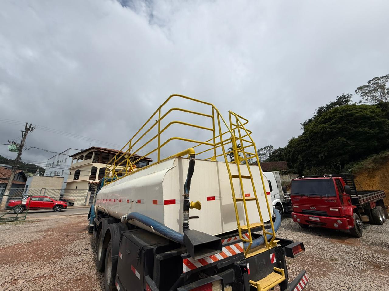 TANQUE PIPA PARA TRUCK 14 MIL LITROS