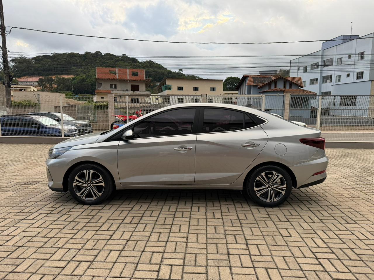 HYUNDAI HB20S PLATINUM 1.0 TURBO MOD 2024