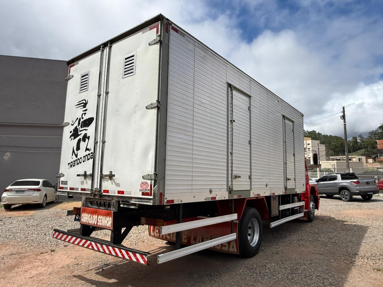 MERCEDES BENZ 1318 REDUZIDO