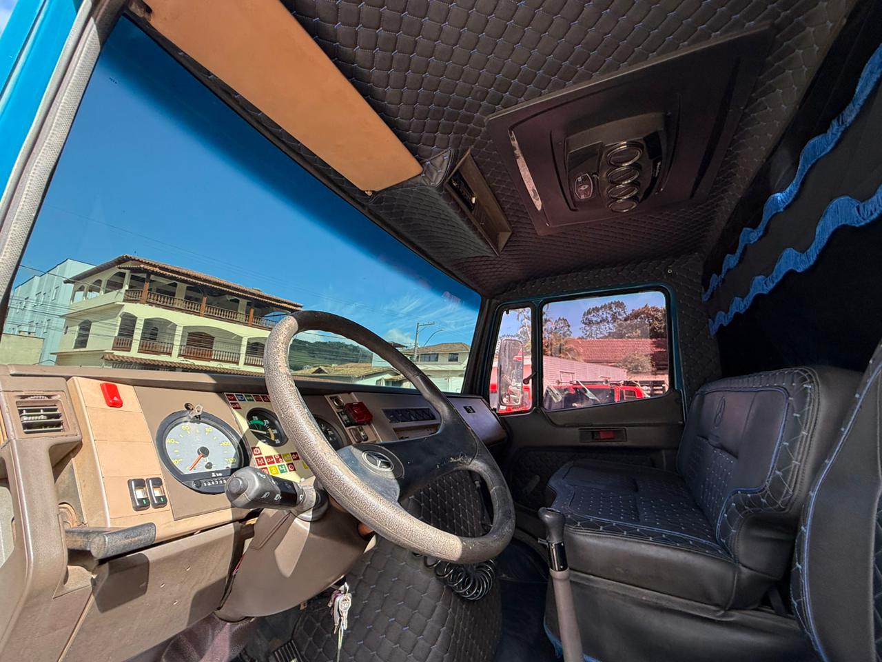 MERCEDES BENZ 1618 REDUZIDO