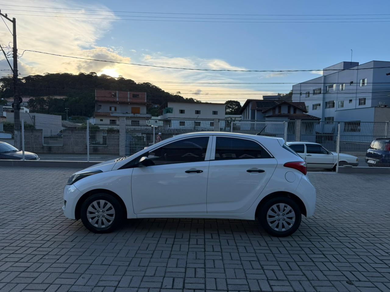 HYUNDAI HB 20 1.0 COMFORT MOD 2017 COMPLETO