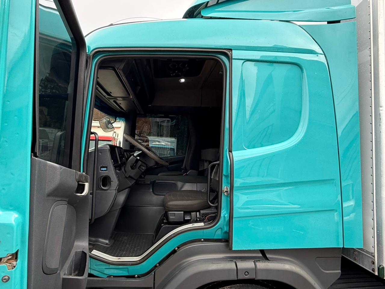 SCANIA P310  BI TRUCK MOD 2018 IMPECAVEL