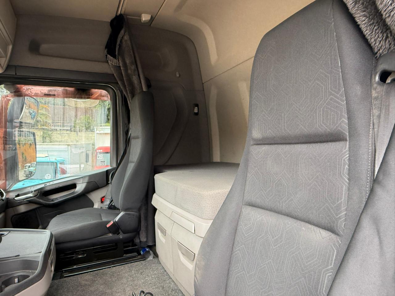 SCANIA R450 6X2 2021/21