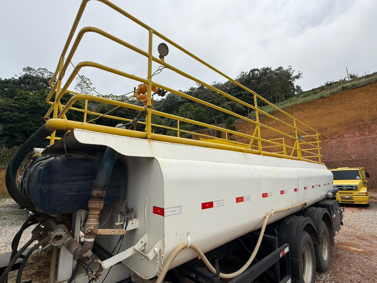 TANQUE PIPA PARA TRUCK 14 MIL LITROS