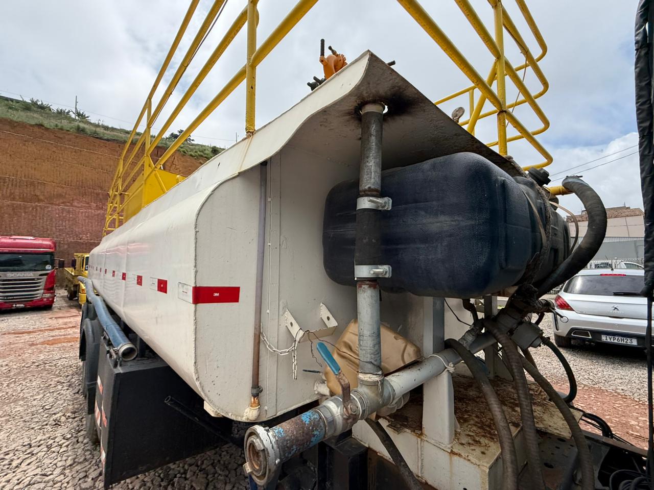 TANQUE PIPA PARA TRUCK 14 MIL LITROS