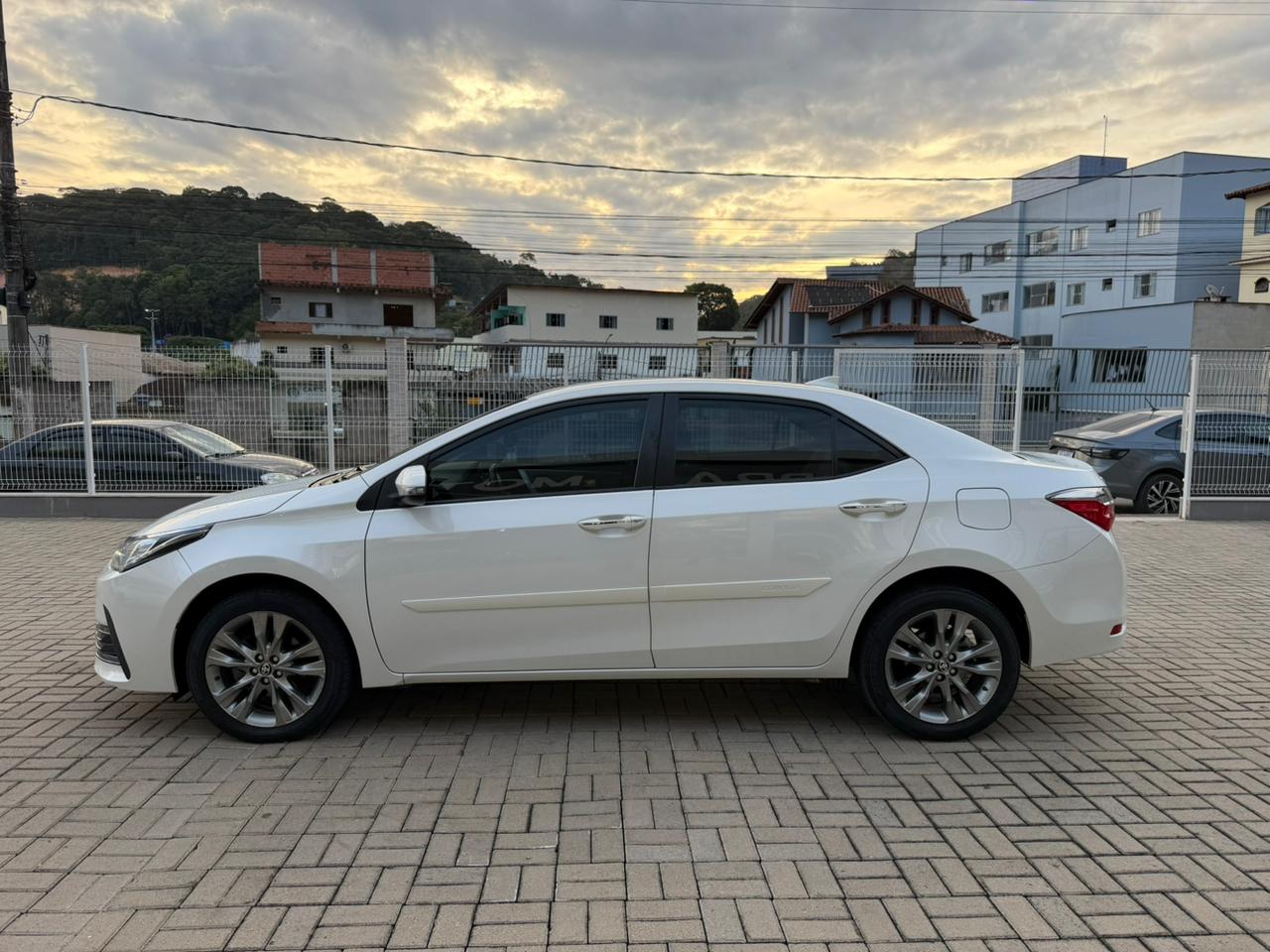 TOYOTA COROLLA XEI 2018 AUT