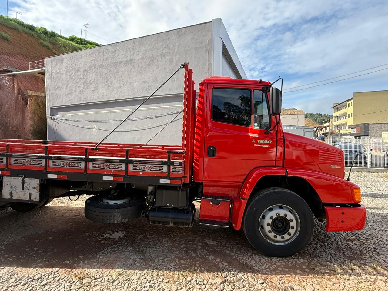 MERCEDEZ BENZ 1620 TRUCK 2011 REVISADO