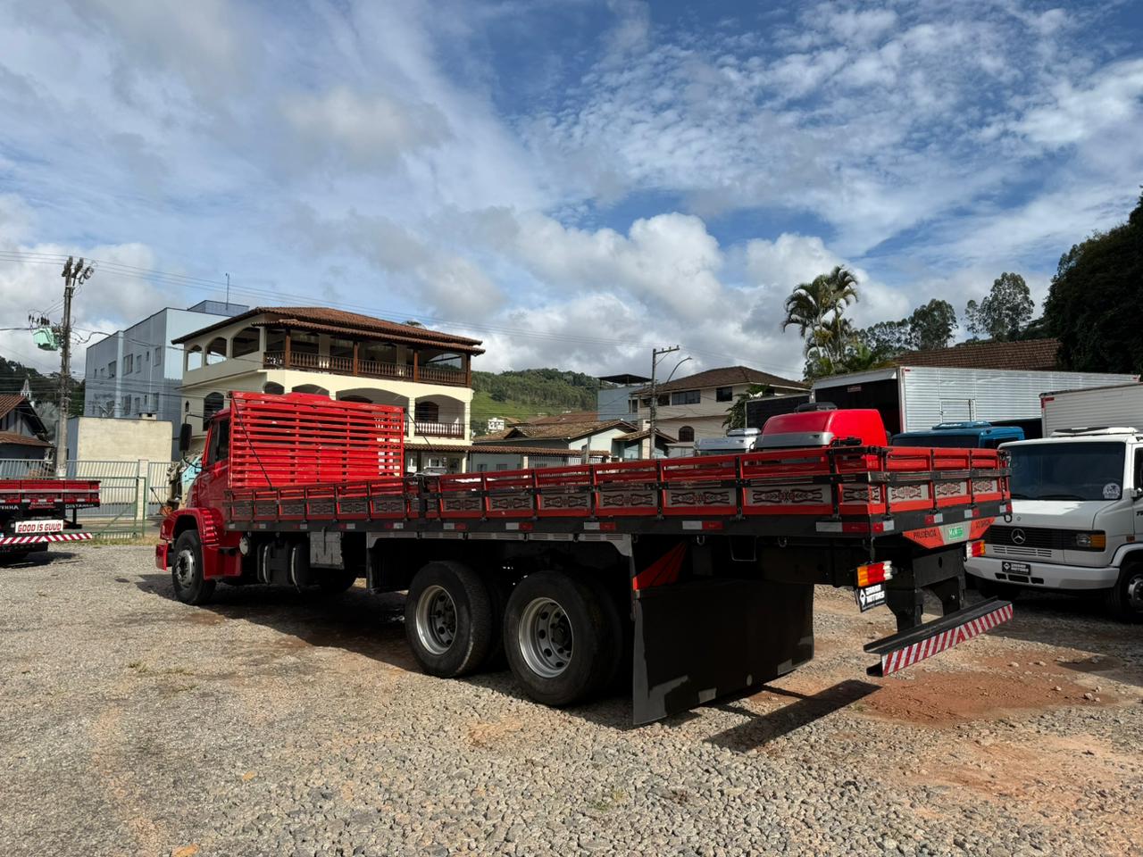 MERCEDEZ BENZ 1620 TRUCK 2011 REVISADO
