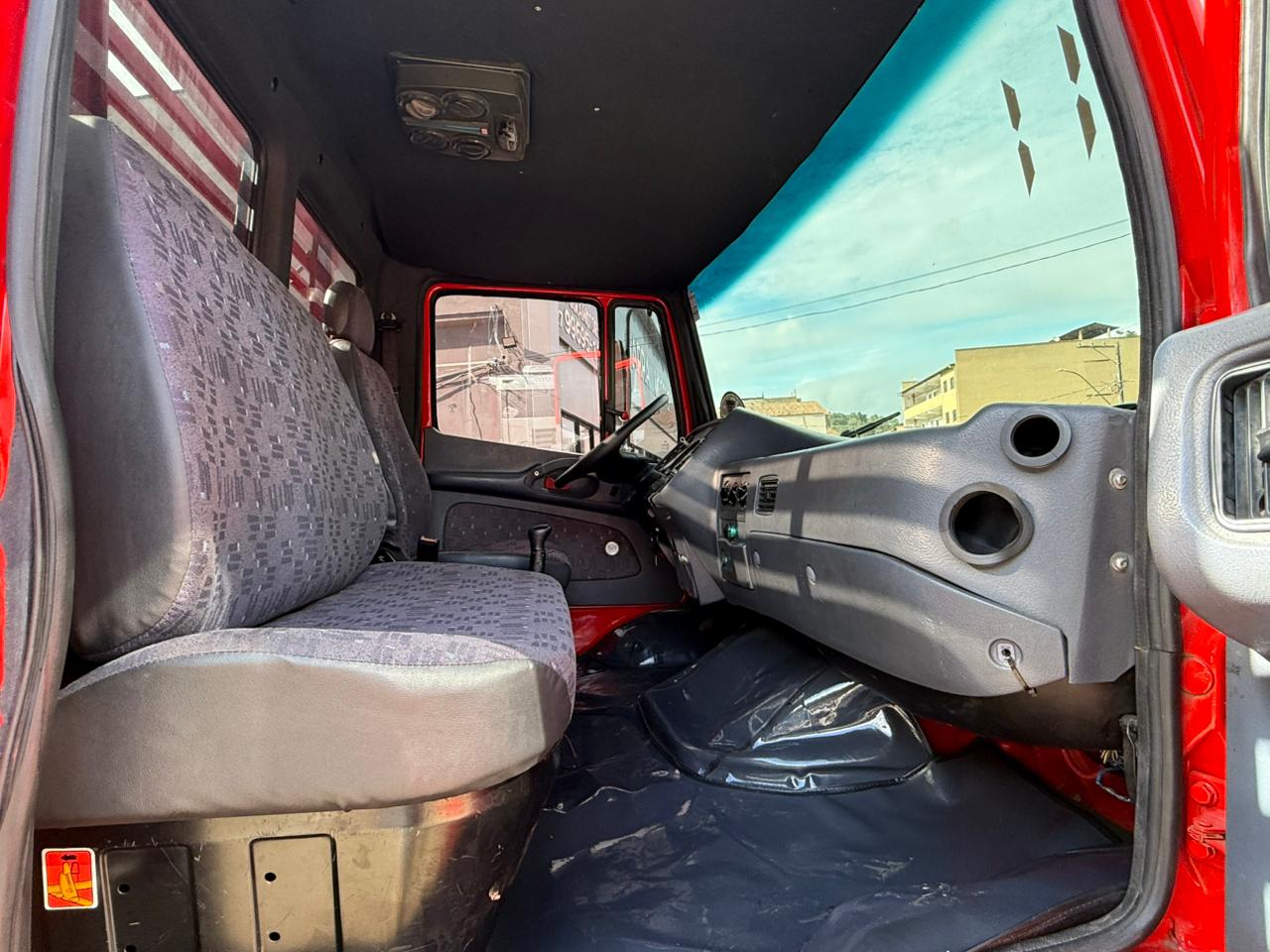 MERCEDEZ BENZ 1620 TRUCK 2011 REVISADO