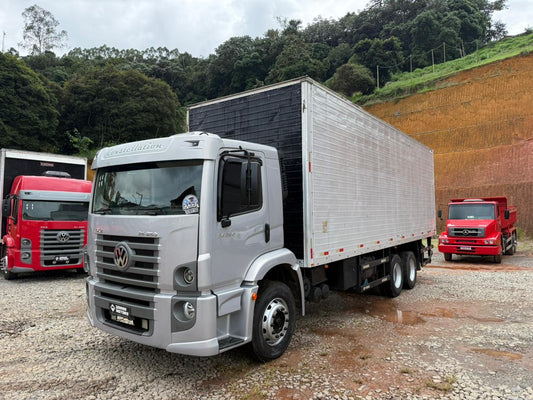 VOLKSWAGEN 24.250 TRUCK MOD 2011 6X2